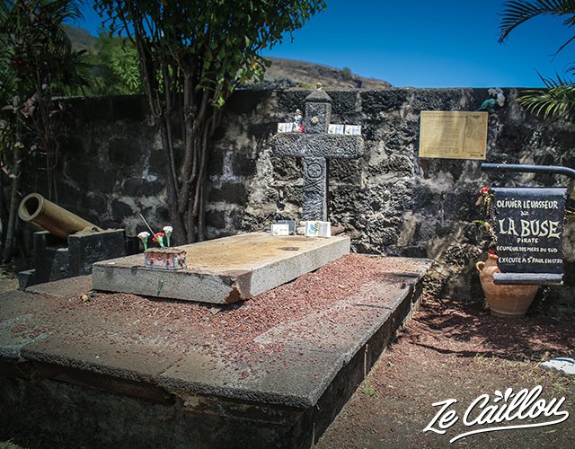 2-visiter-saint-paul-cimetiere-marin