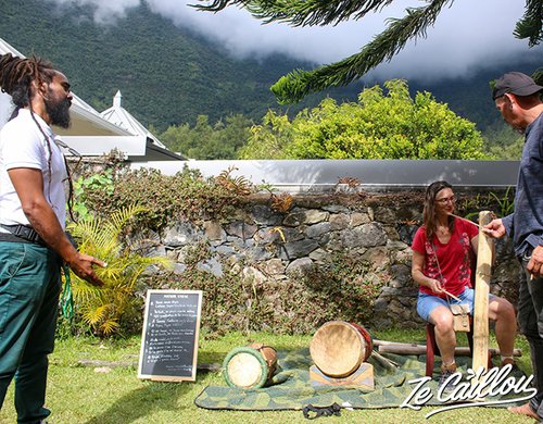 3-apero-instrument-maloya-salazie-ptit-koin-kreol